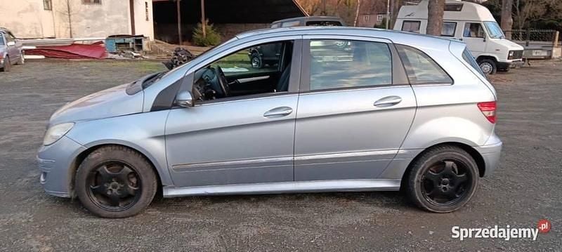 Srebrny Używany 2005 Mercedes A170 Hatchback | 2500 zł - Obraz 1/4