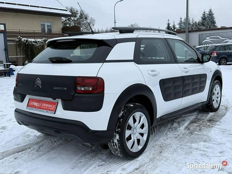 Używany Citroën C4 Cactus 82 KM (60 kW) 2017 Biały Hatchback