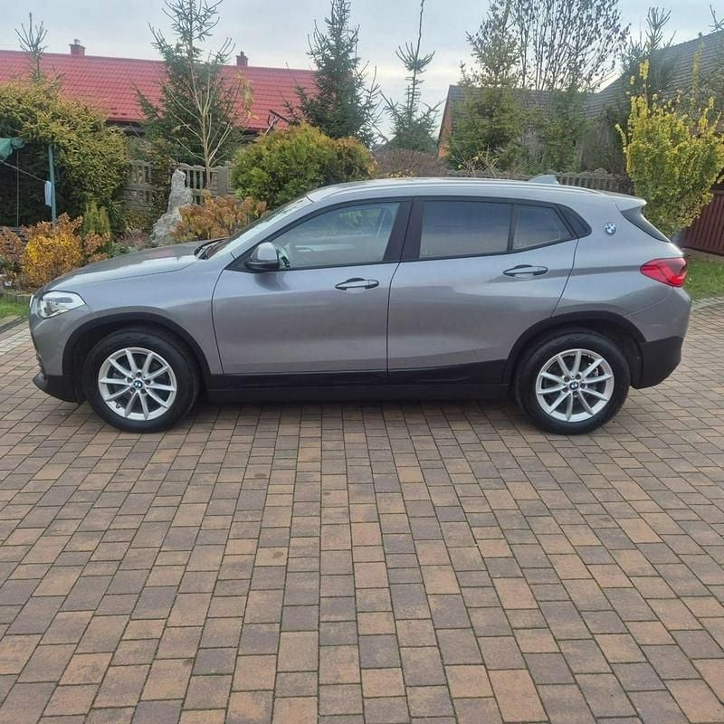 Używany BMW X2 140 KM (102 kW) 2022 Szary SUV