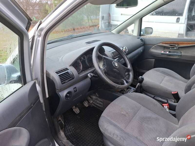 Srebrny Używany 2005 Seat Alhambra Minivan | 2500 zł - Obraz 1/4