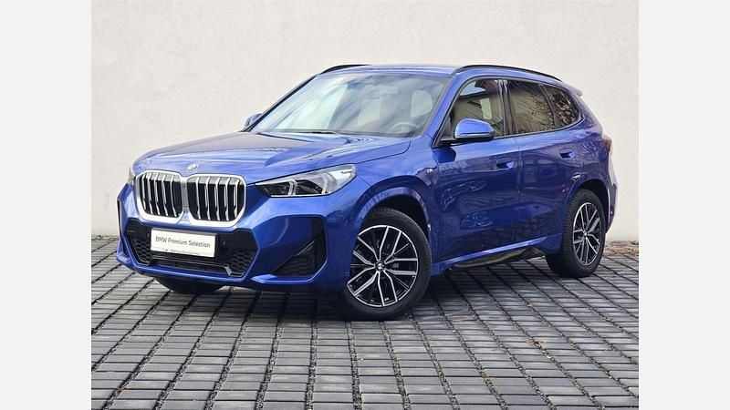 Używany BMW X1 Luxury Line 136 KM (100 kW) 2024 Niebieski portimao m metalizowany SUV