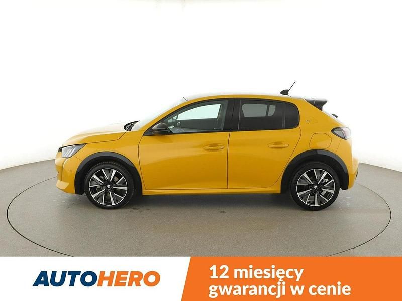 Używany Peugeot 208 GT 101 KM (74 kW) 2021 Żółty Hatchback