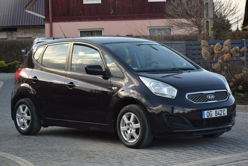 Inny (metalik) Używany 2010 Kia Venga 2 Hatchback | 23 900 zł - Obraz 1/4