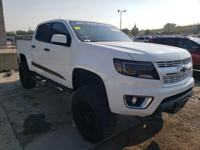 Używany Chevrolet Colorado 308 KM (226 kW) 2018 Biały Pickup