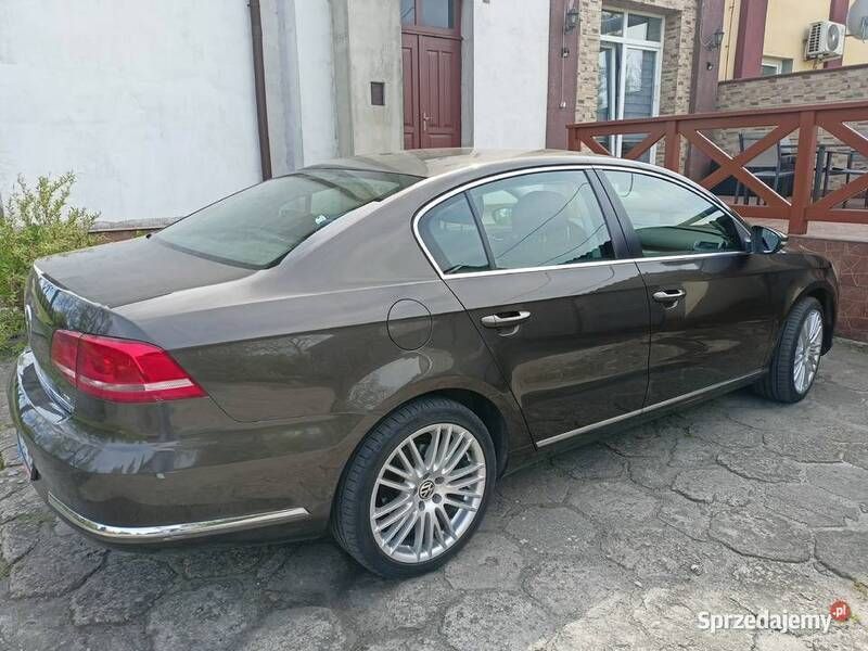 Brązowy Używany 2014 VW Passat Sedan/Limuzyna | 43 500 zł (Uczciwa cena) - Obraz 1/4