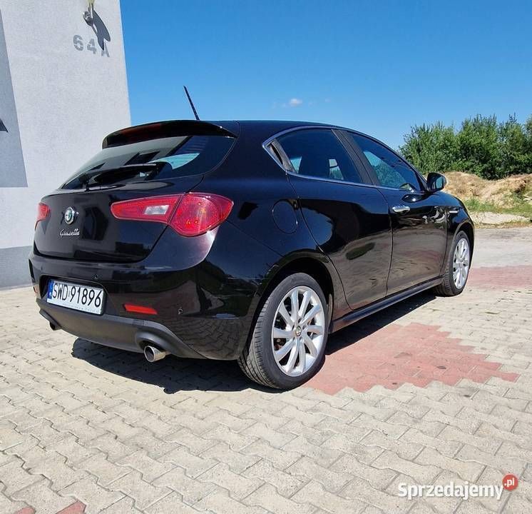 Używany 2011 Alfa Romeo Giulietta Hatchback | 14 999 zł (Super Cena) - Obraz 1/4