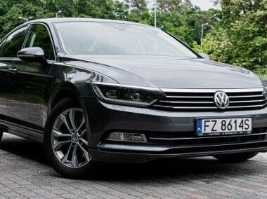 Szary Używany 2017 VW Passat Comfortline Sedan/Limuzyna | 54 000 zł (Uczciwa cena) - Obraz 1/4