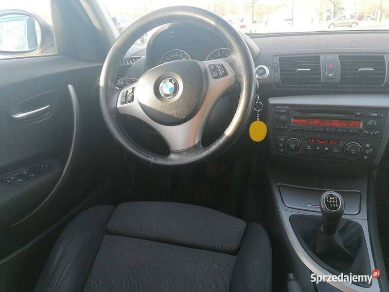 Używany 2004 BMW 120 Hatchback | 10 700 zł (Uczciwa cena) - Obraz 1/4