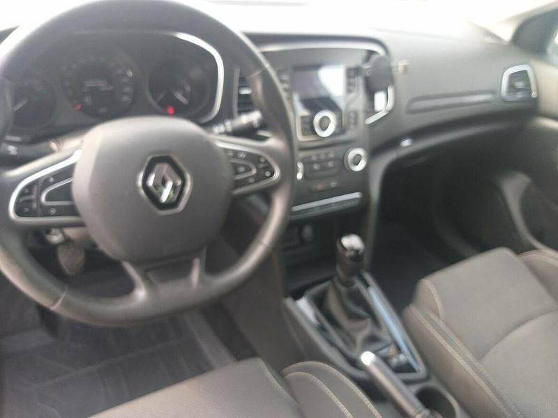 Biały Używany 2019 Renault Mégane IV Hatchback | 35 000 zł (Super Cena) - Obraz 1/4