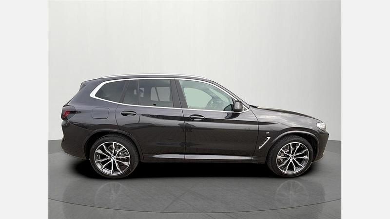 Używany BMW X3 Performance 252 KM (185 kW) 2024 Szary sophisto z brylantowym połyskiem metalizowany SUV