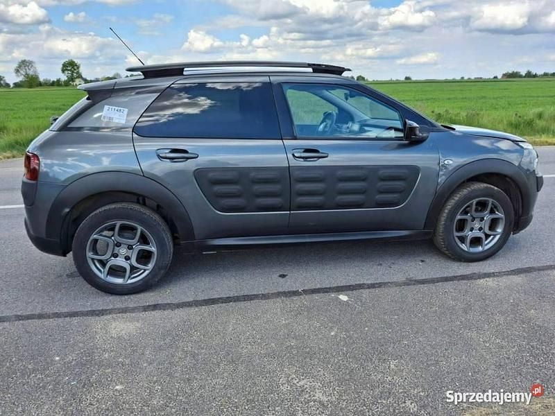 Inny kolor Używany 2017 Citroën C4 Cactus Hatchback | 18 999 zł - Obraz 1/4