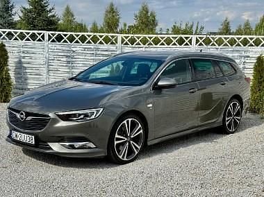 Inny kolor Używany 2018 Opel Insignia Country Tourer Kombi | 68 900 zł - Obraz 1/4