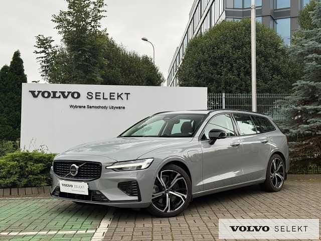 Szary Używany 2025 Volvo V60 Kombi | 209 900 zł - Obraz 1/3