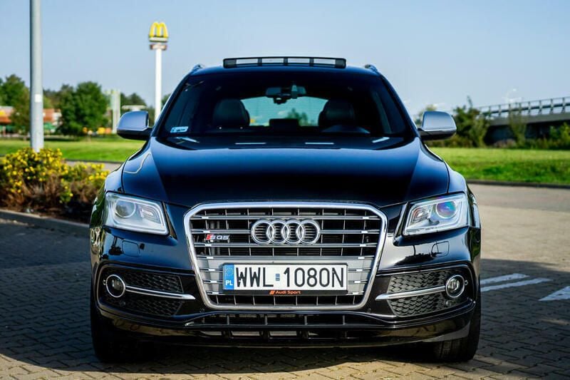 Czarny Używany 2015 Audi SQ5 Design SUV | 105 000 zł (Drogi) - Obraz 1/4