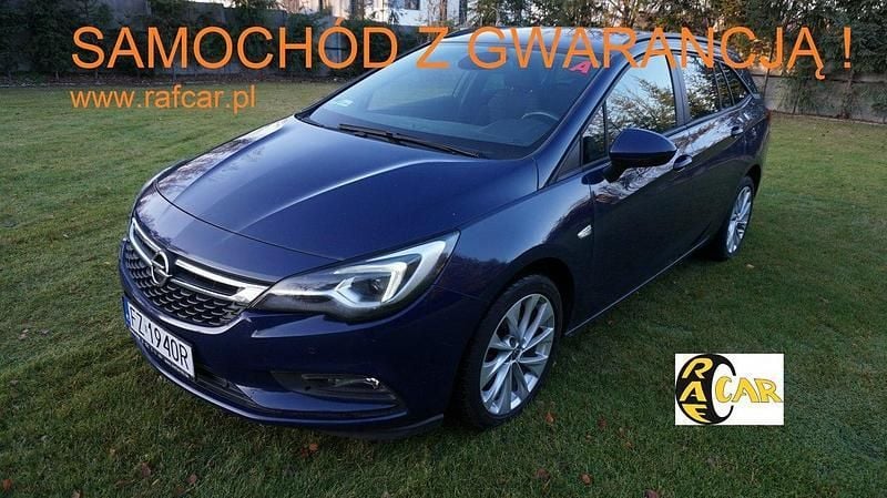 Używany Opel Astra 136 KM (100 kW) 2017 Niebieski Sedan/Limuzyna