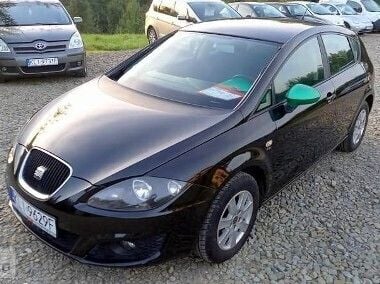 Czarny Używany 2011 Seat Leon Style Hatchback | 22 000 zł (Uczciwa cena) - Obraz 1/4