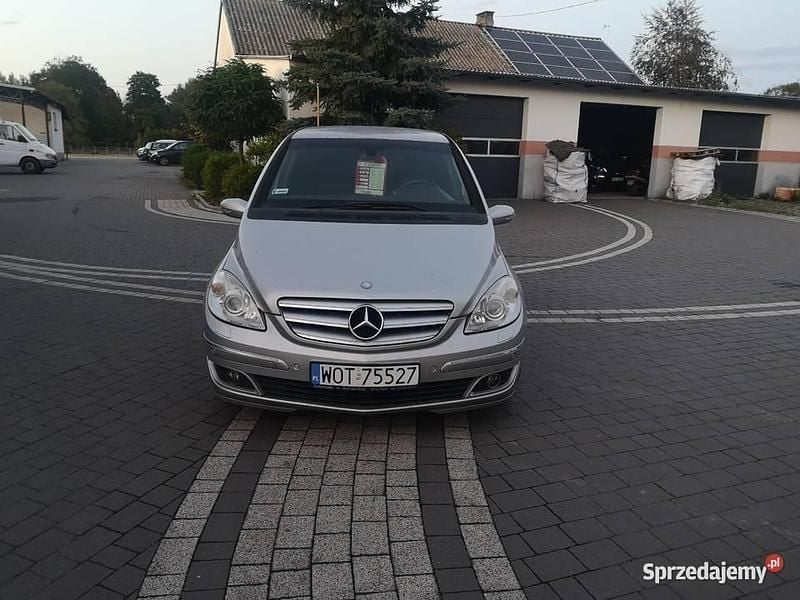 Używany 2006 Mercedes B180 Minivan | 7500 zł (Super Cena) - Obraz 1/4