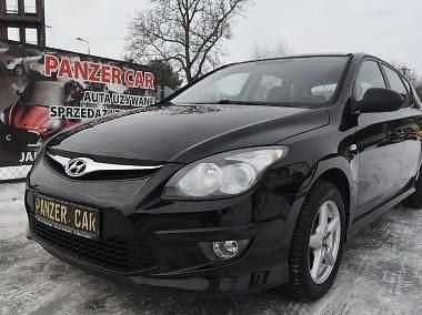 Czarny Używany 2012 Hyundai i30 Hatchback | 17 500 zł (Dobra cena) - Obraz 1/4