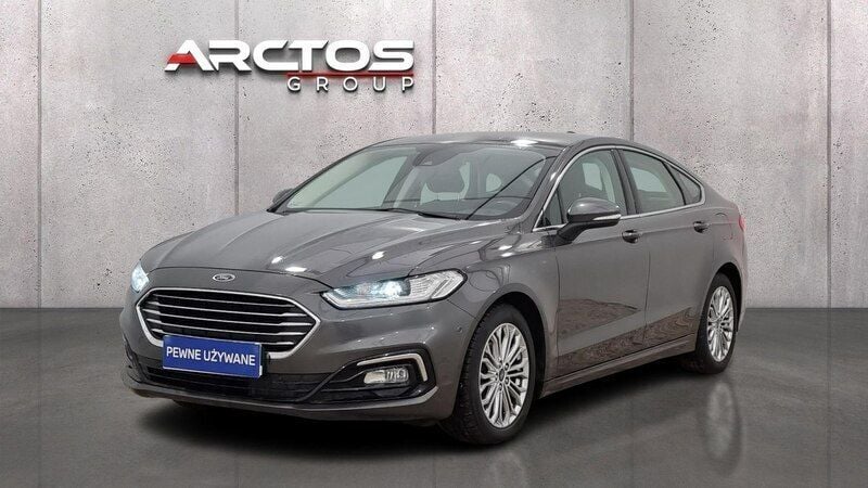 Beżowy (metalik) Używany 2020 Ford Mondeo Titanium Sedan/Limuzyna | 71 300 zł (Uczciwa cena) - Obraz 1/4