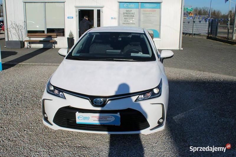 Używany Toyota Corolla Comfort 2021 Biały Sedan/Limuzyna