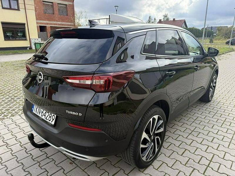 Używany Opel Grandland X 120 KM (88 kW) 2017 Czarny (metalik) SUV