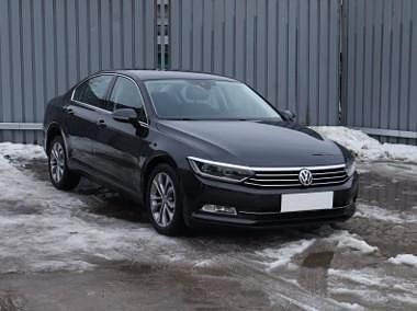 Używany VW Passat 150 KM (110 kW) 2017 Czarny Sedan/Limuzyna