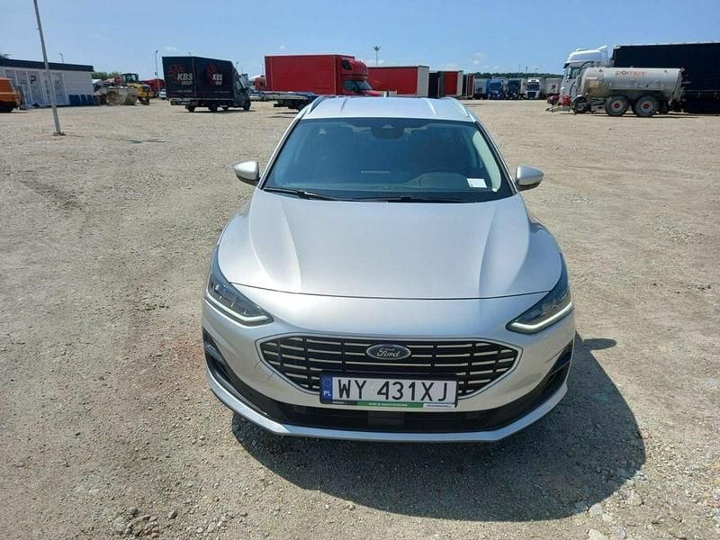 Używany Ford Focus 125 KM (91 kW) 2022 Srebrny Kombi