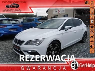 Biały Używany 2019 Seat Leon FR Hatchback | 62 400 zł (Uczciwa cena) - Obraz 1/4