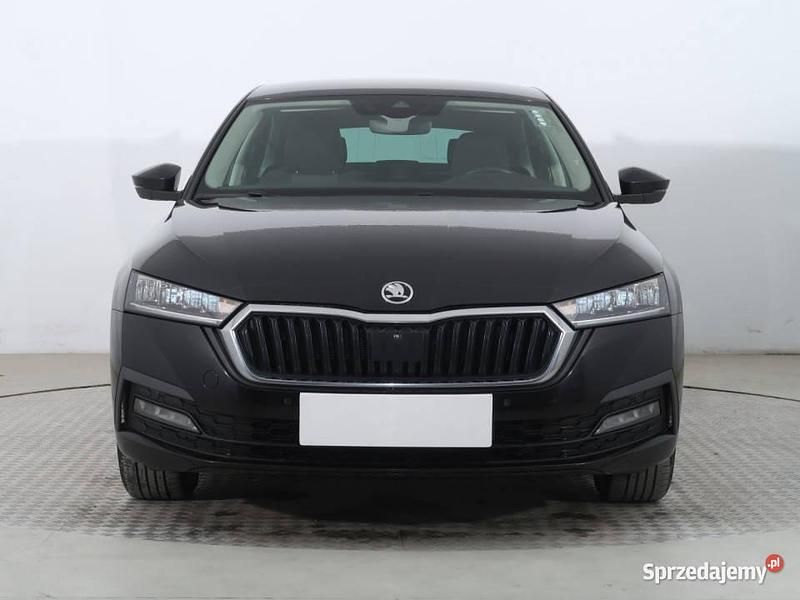 Czarny Używany 2020 Skoda Octavia Hatchback | 65 999 zł (Uczciwa cena) - Obraz 1/4