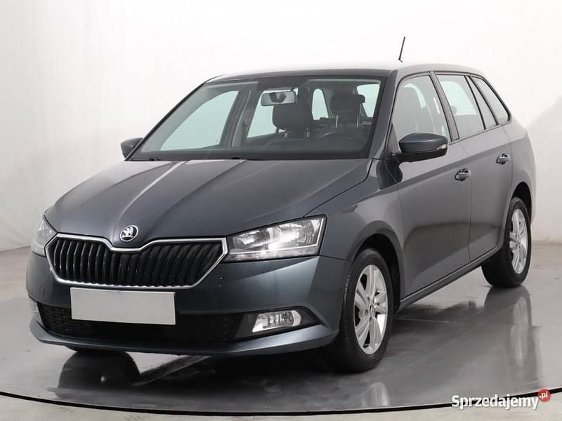 Używany Skoda Fabia 95 KM (69 kW) 2021 Szary Kombi
