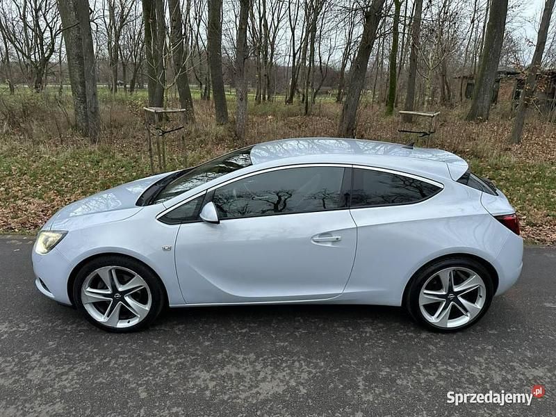 Używany Opel Astra GTC Sport 2012 Niebieski Coupe