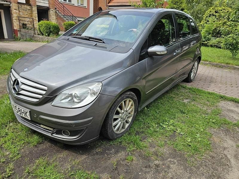 Srebrny Używany 2008 Mercedes A180 Coupe | 10 000 zł - Obraz 1/4