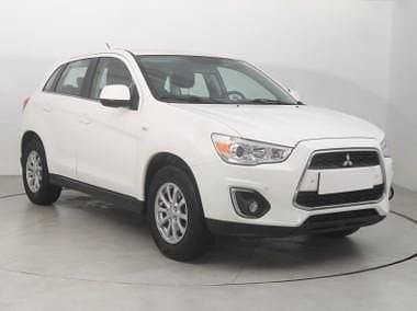 Używany Mitsubishi ASX 114 KM (83 kW) 2015 Biały SUV
