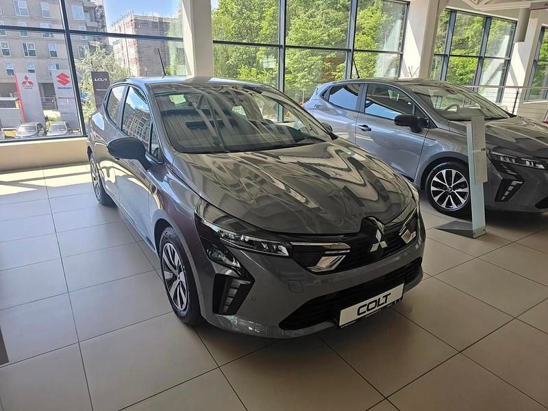Używany Mitsubishi Colt 2024 Szary