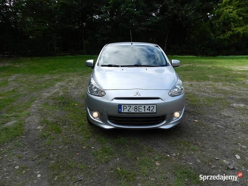 Srebrny Używany 2014 Mitsubishi Space Star Hatchback | 19 700 zł (Uczciwa cena) - Obraz 1/4