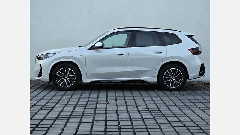 Używany BMW X1 Luxury Line 136 KM (100 kW) 2024 Biel mineralna metalizowany SUV