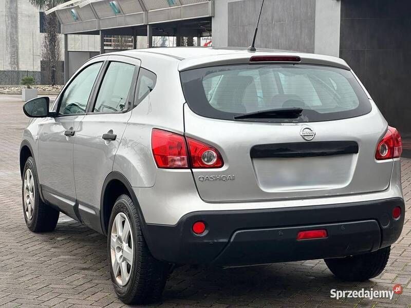 Używany Nissan Qashqai 2008 Srebrny SUV