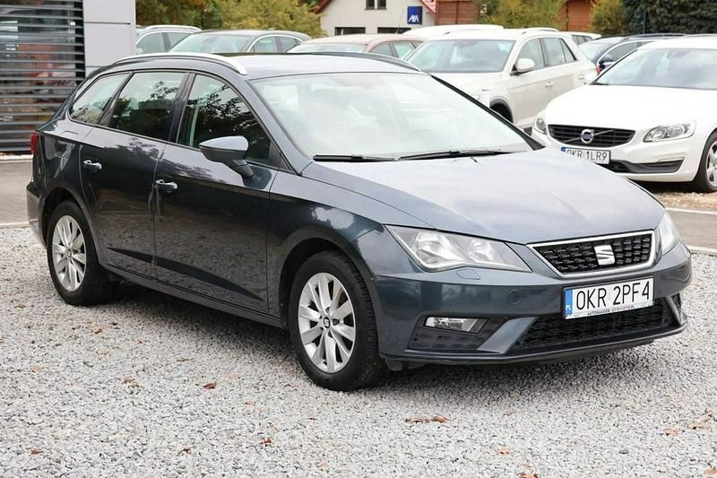Używany Seat Leon 131 KM (96 kW) 2018 Szary (metalik) Kombi