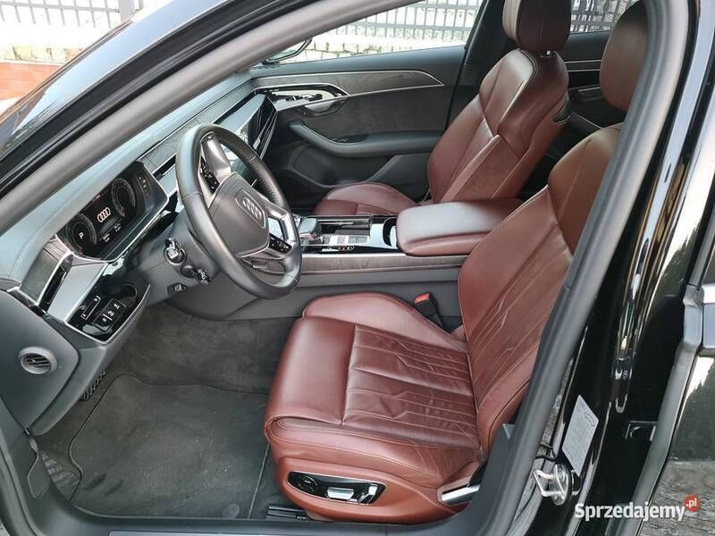 Czarny Używany 2018 Audi A8 Sedan/Limuzyna | 215 000 zł - Obraz 1/4