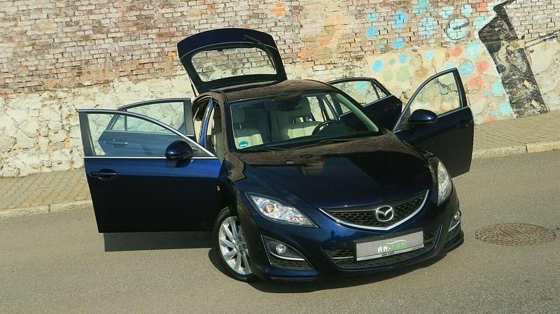 Używany Mazda 6 155 KM (114 kW) 2010 Niebieski Hatchback