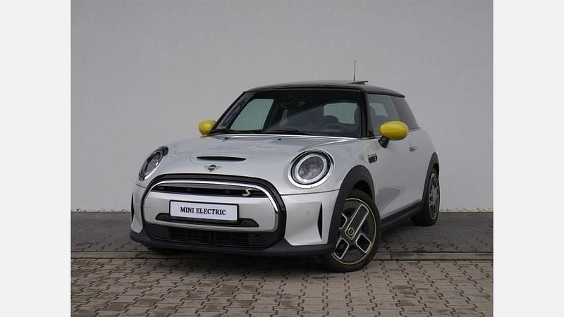 White silver metalizowany Używany 2022 Mini Cooper SE Hatch Hatchback | 79 900 zł (Super Cena) - Obraz 1/3