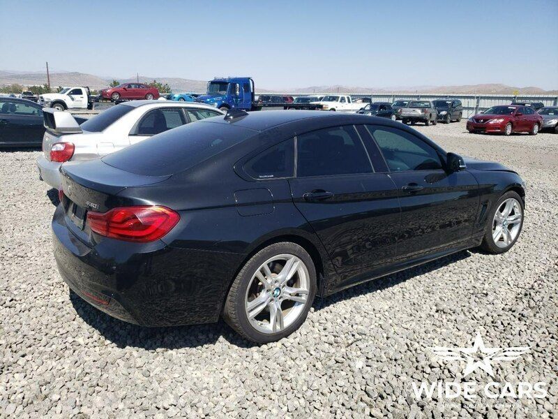 Czarny (metalik) Używany 2018 BMW 430 Coupe | 53 400 zł - Obraz 1/4