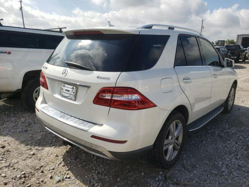 Używany Mercedes ML350 302 KM (222 kW) 2013 Biały SUV