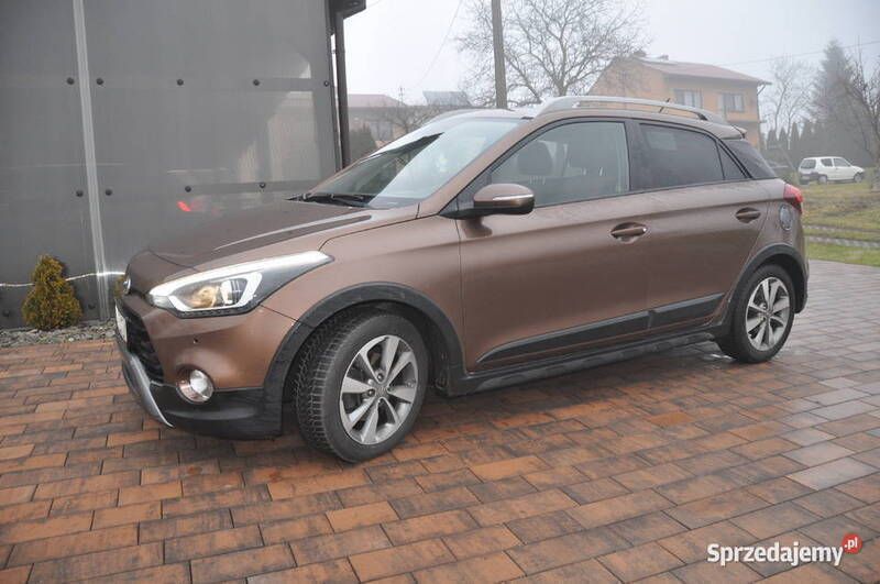 Używany 2016 Hyundai i20 Active | 38 900 zł (Drogi) - Obraz 1/4