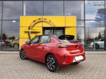 Używany Opel Corsa 100 KM (73 kW) 2024 Czerwony