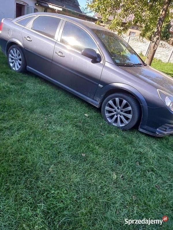 Niebieski Używany 2005 Opel Vectra Hatchback | 4999 zł (Uczciwa cena) - Obraz 1/3