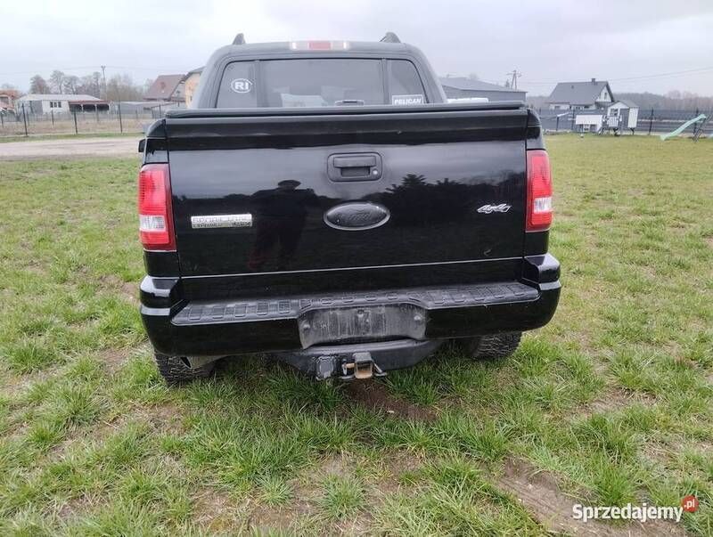 Używany Ford Explorer 2007 Czarny SUV