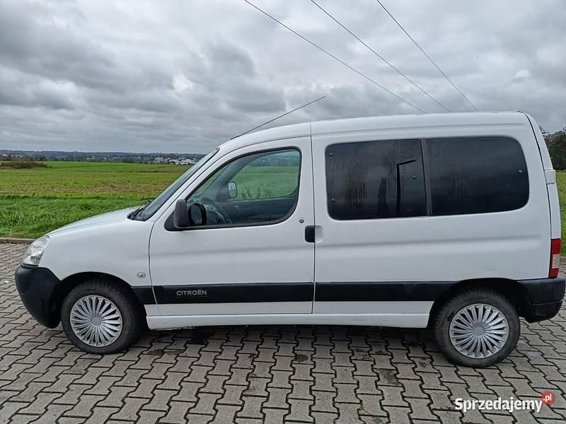 Używany 2010 Citroën Berlingo Minivan | 13 499 zł (Uczciwa cena) - Obraz 1/4