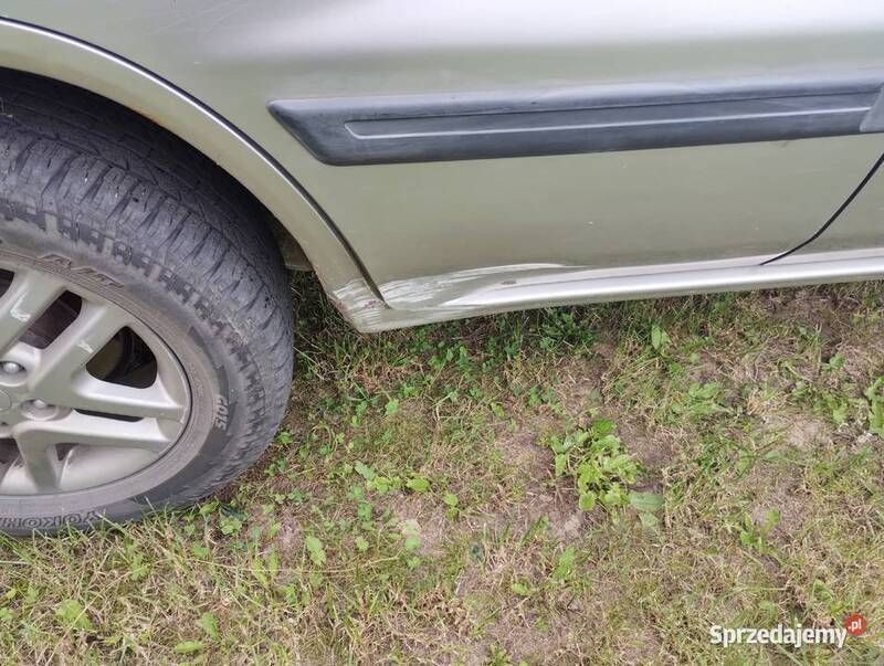 Używany Mitsubishi Pajero 2002 Srebrny SUV