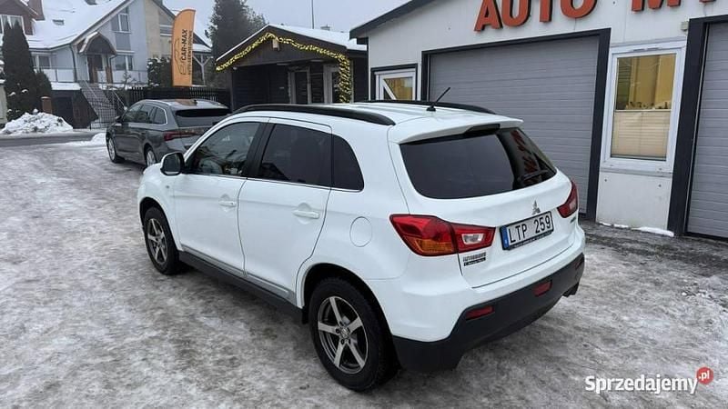 Używany Mitsubishi ASX 150 KM (110 kW) 2011 Biały SUV
